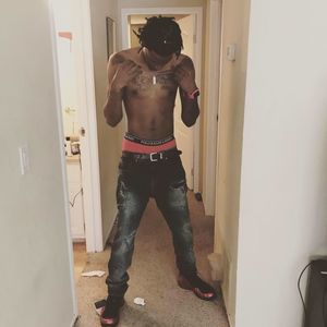 Meet your Posher, Troy